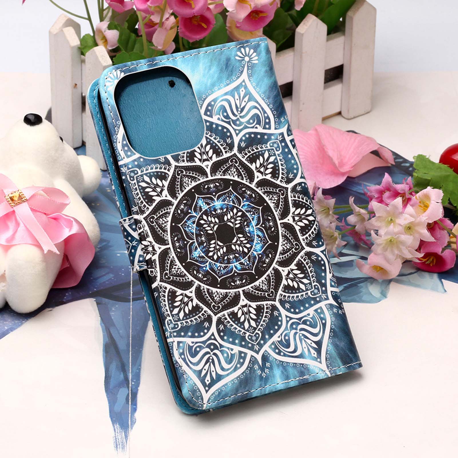 iPhone 13 Case Designer PU (Mandala)