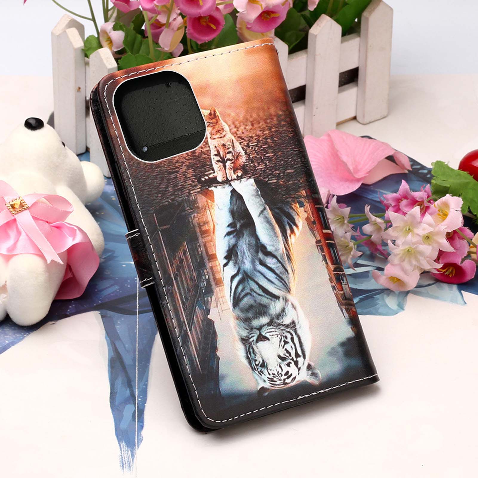 iPhone 13 Case Designer PU (Cat&Tiger)